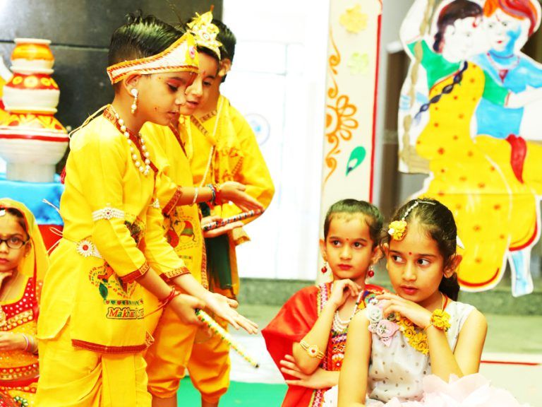 पारंपरिक प्रस्तुति